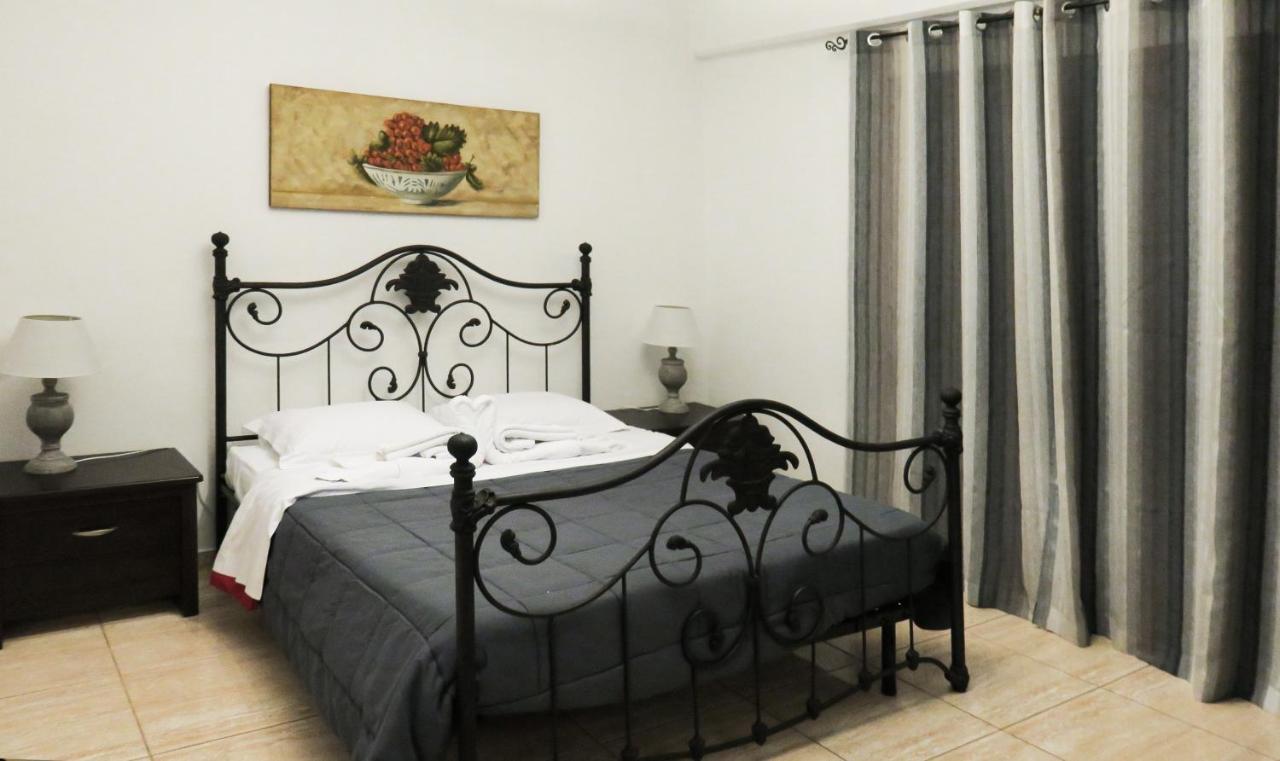 Kallisti Apartments สเกียธอสทาวน์ ภายนอก รูปภาพ