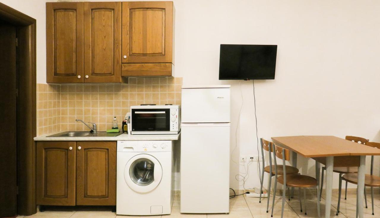 Kallisti Apartments สเกียธอสทาวน์ ภายนอก รูปภาพ