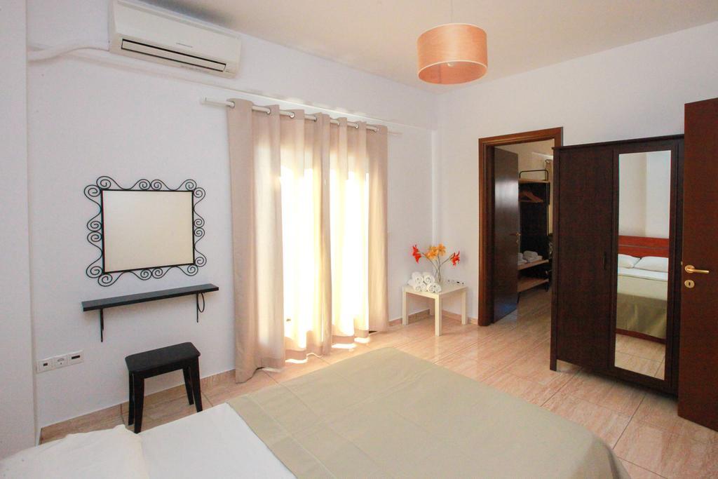 Kallisti Apartments สเกียธอสทาวน์ ห้อง รูปภาพ