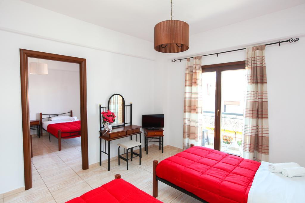 Kallisti Apartments สเกียธอสทาวน์ ห้อง รูปภาพ