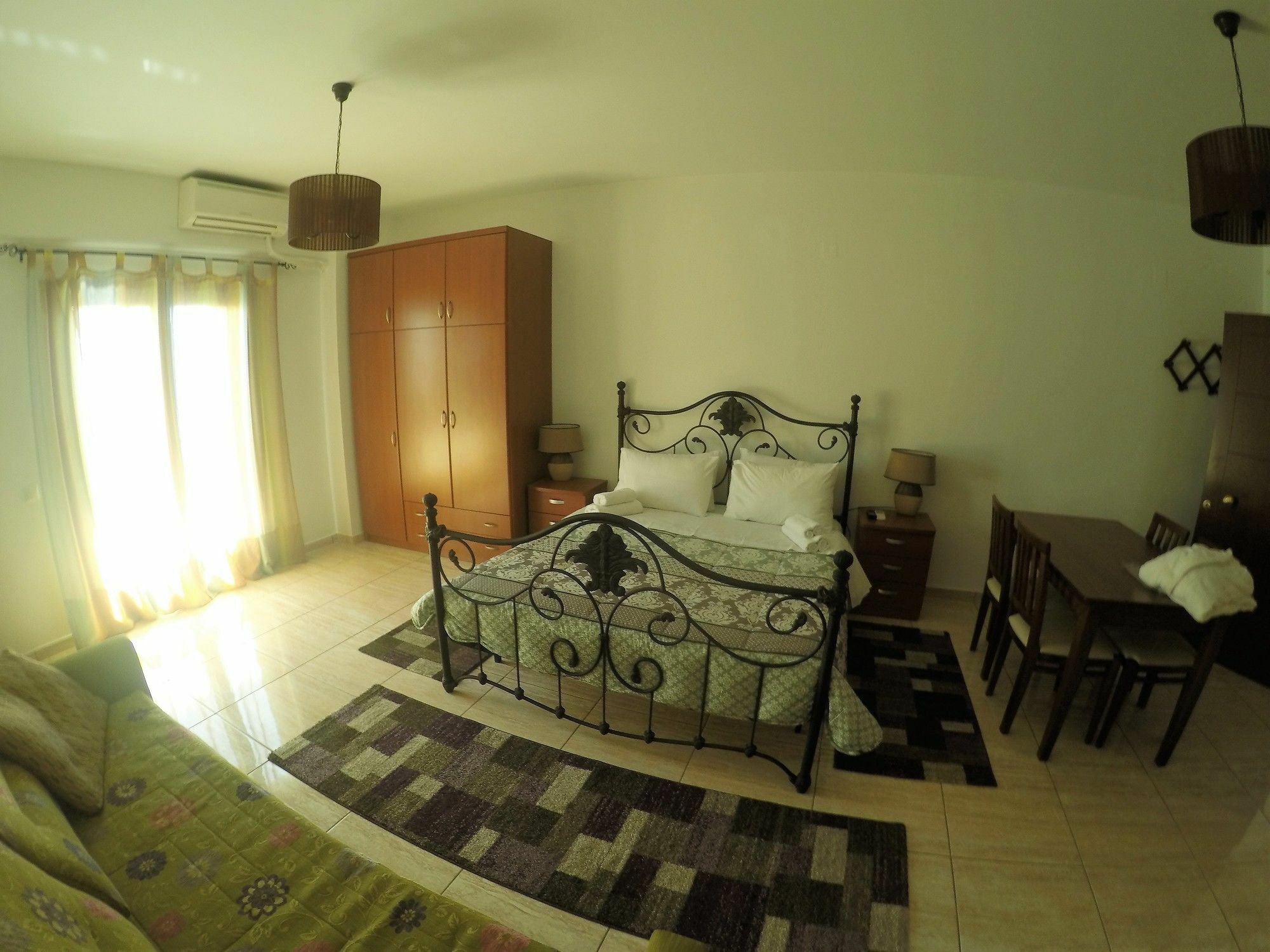 Kallisti Apartments สเกียธอสทาวน์ ภายนอก รูปภาพ