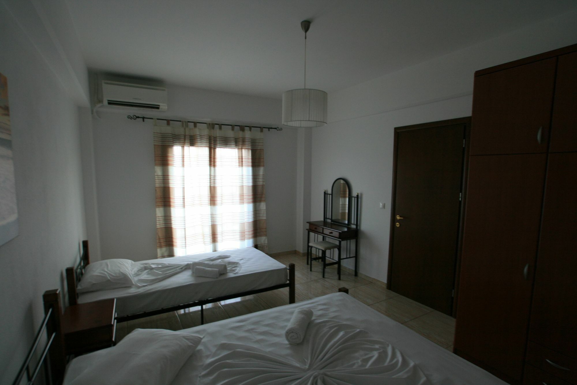 Kallisti Apartments สเกียธอสทาวน์ ภายนอก รูปภาพ