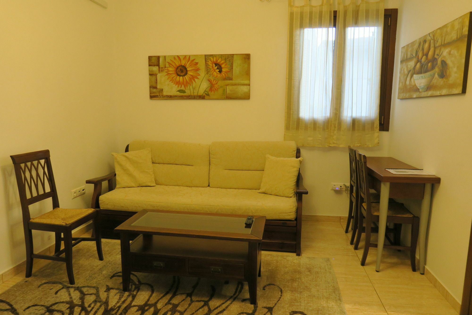 Kallisti Apartments สเกียธอสทาวน์ ภายนอก รูปภาพ